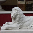 Лев из мрамора